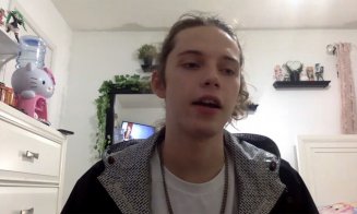 Un adolescent care și-a denunțat tatăl la FBI pentru implicarea în violențele de la Capitoliu, a primit donații de peste 58.000 de dolari