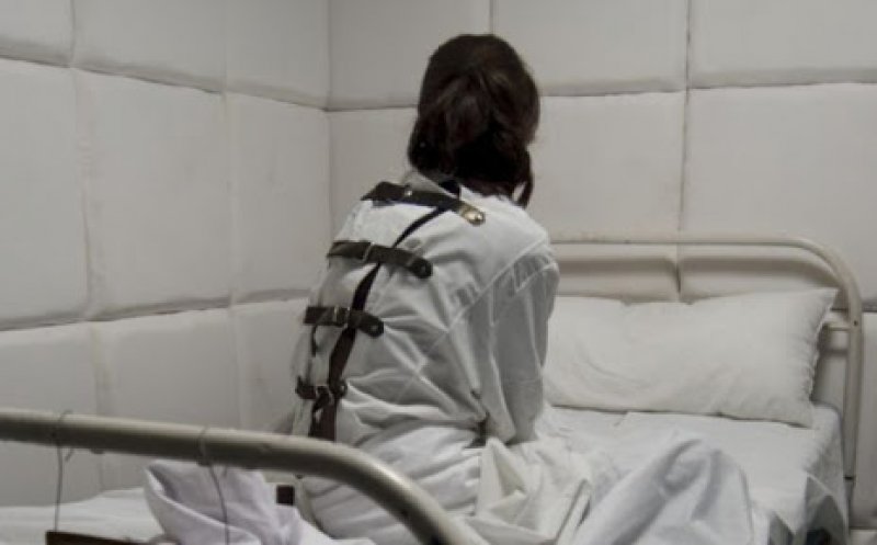 Un pacient cu afecțiuni psihice învinge Guvernul la CCR. Decizie istorică a Curții