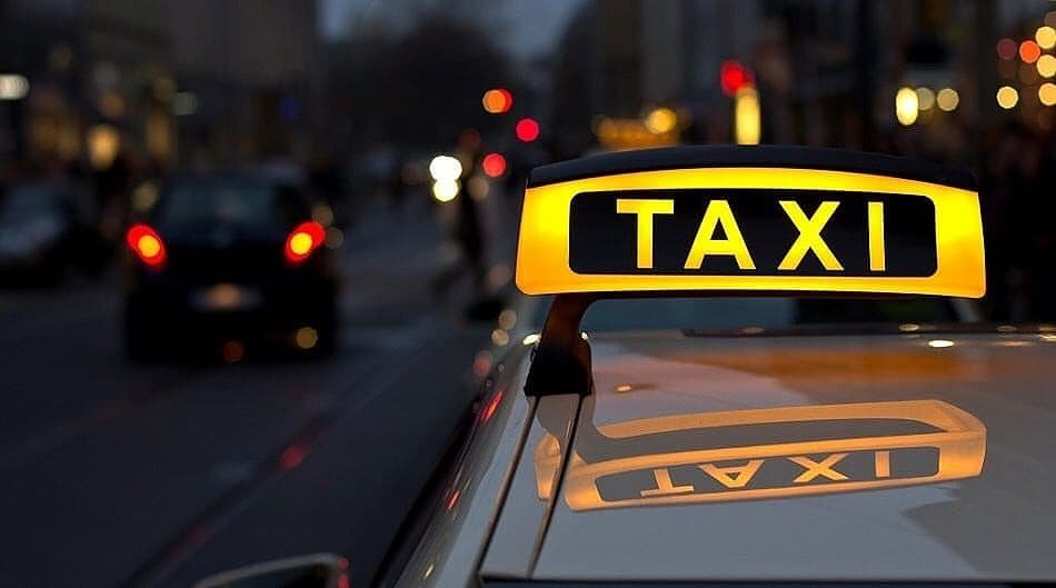 Din martie vei putea plăti cu cardul în taxiurile din Cluj