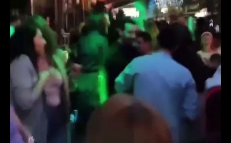 În primul weekend cu măsuri mai relaxate, cluburile din capitală, pline de tineri. S-au distrat fără măști și fără distanțare