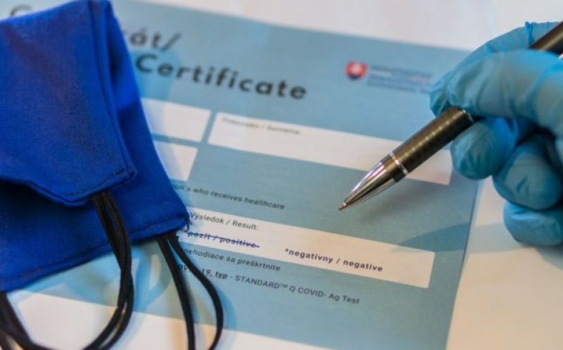 Certificate false cu rezultate negative pentru COVID, de vânzare în aeroporturi și gări din toată Europa