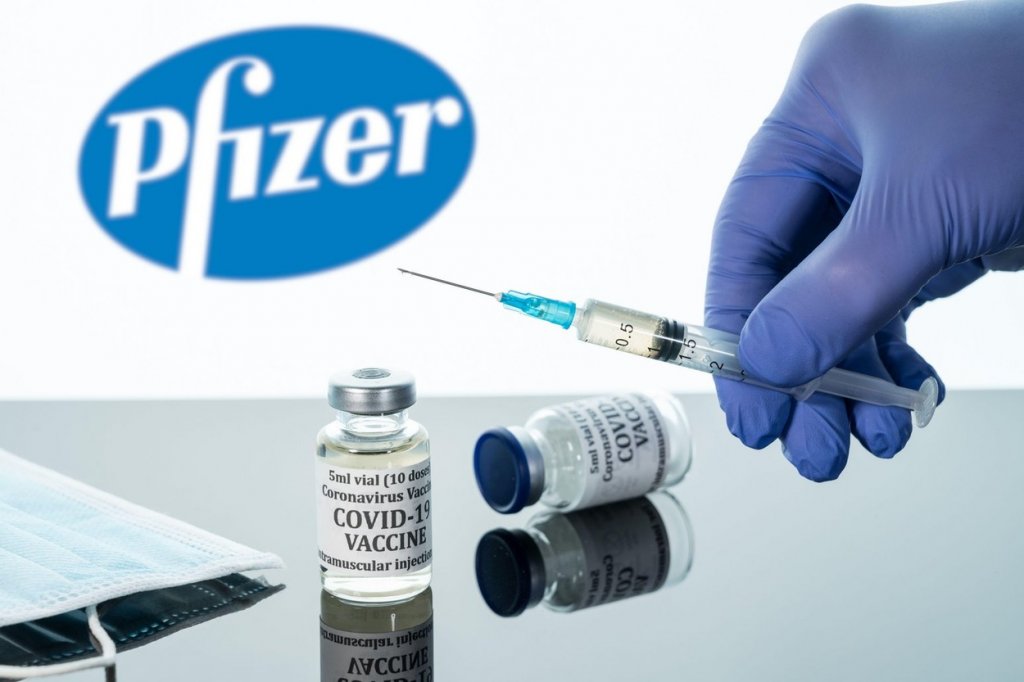Compania Pfizer,  venituri AMEȚITOARE din vaccin.  La cât sunt estimate vânzările în 2021