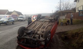 Mașină răsturnată în Corpadea