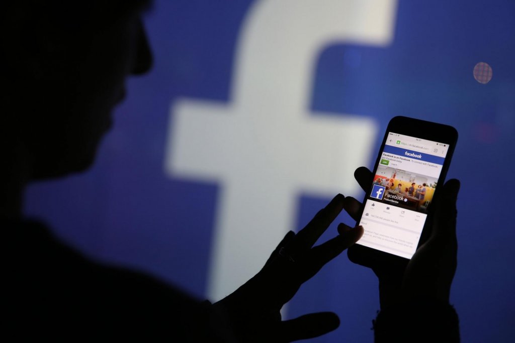 Facebook se apropie de majorat! Rețeaua de socializare împlinește astăzi 17 ani de existență, cu profituri uriașe
