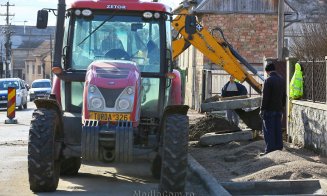 Se lucrează de zori pe o arteră importantă din Turda. Primarul anunță că nicio stradă nu va rămâne neasfaltată