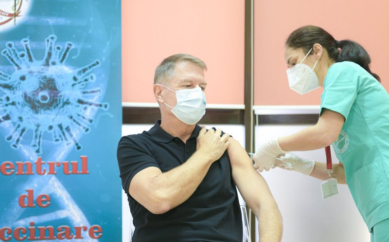 Klaus Iohannis a primit a doua doză de vaccin anti-COVID