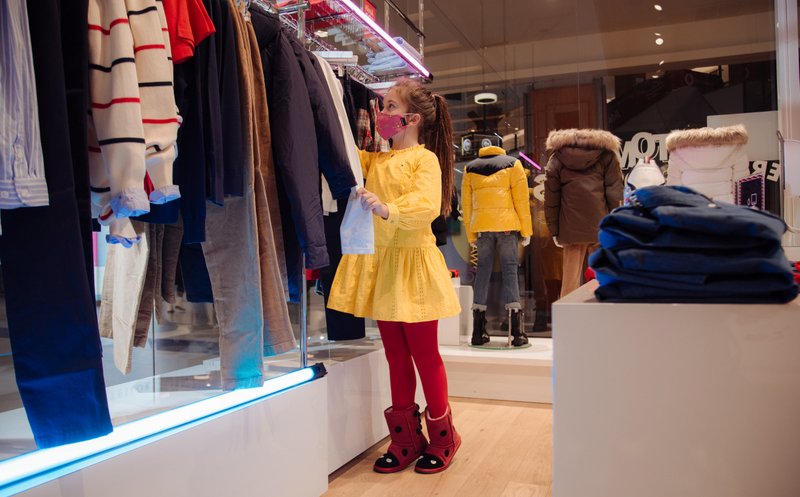 Pregătește-te de școală în magazinele din Iulius Mall Cluj – noi colecții, final sales și premii la cumpărături