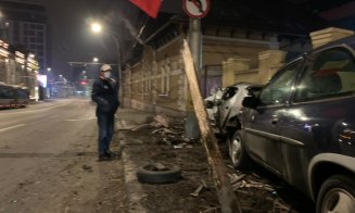 Grav accident lângă Fabrica de Bere. Martor: „Au ajuns pe trotuar. O mașină era făcută acordeon”