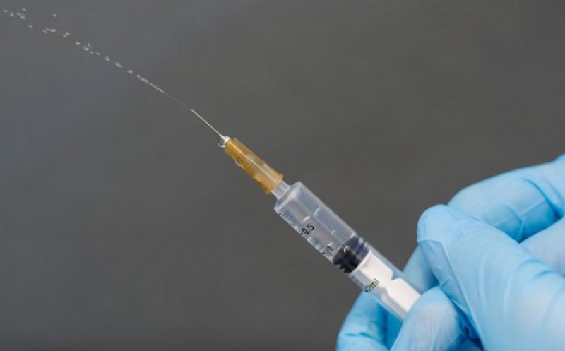 Când ne vom putea alege vaccinul anti-COVID. Ce știm până acum despre vaccinurile permise în UE