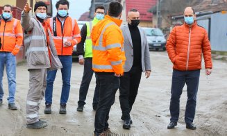 Continuă modernizarea cartierului industrial de la Turda. „În locul acestor noroaie și gropi vom avea niște străzi frumoase și curate”