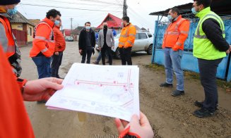 Continuă modernizarea cartierului industrial de la Turda. „În locul acestor noroaie și gropi vom avea niște străzi frumoase și curate”