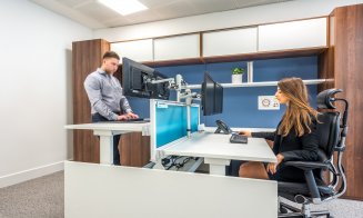 Telemunca a mărit producția la fabrica de scaune din Cluj