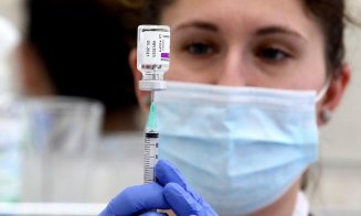 Încep programările pentru vaccinarea cu AstraZeneca. Câte doze au fost distribuite în țară