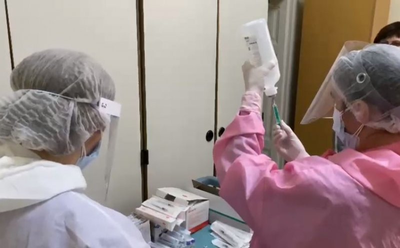 Start la programări pentru vaccinarea cu AstraZeneca la Cluj. Câte locuri sunt disponibile