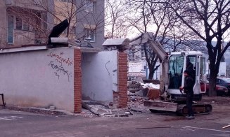 Mănăşturenii, campioni la demolarea garajelor în Cluj-Napoca