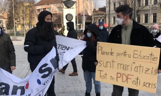 Tinerii care vor să studieze la Cluj: "Vom renunța la facultate dacă nu avem gratuitate pe tren"