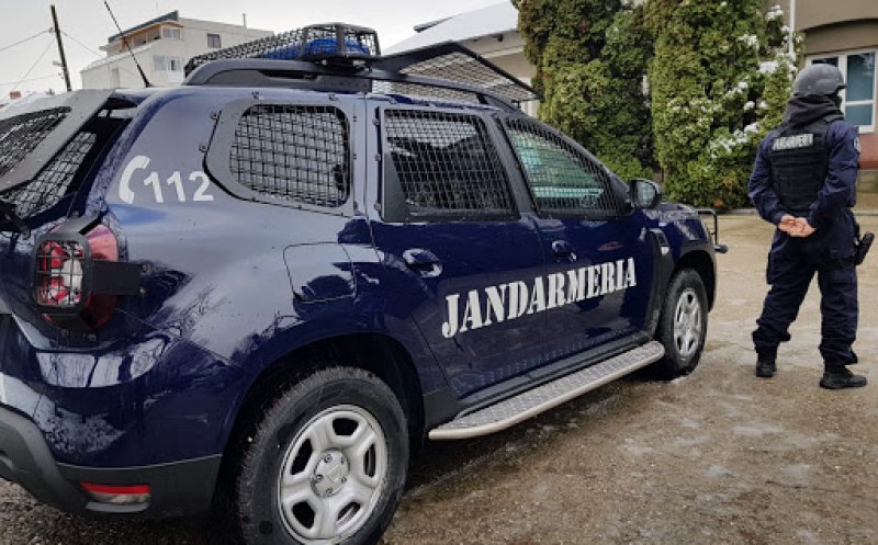 Mare chef de pandemie la Cluj. Petrecere cu 150 de oameni, "spartă" de jandarmi