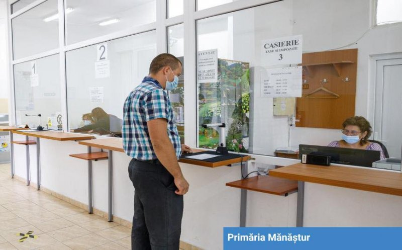 Atac la plicurile cu "birurile lui Boc”. “Unde-i digitalizarea?”