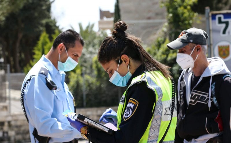 Relaxări parțiale în Israel. Vaccinații, acces în hoteluri, săli de spectacol și la piscină