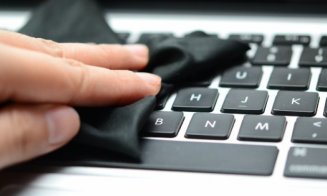 Spor de „praf” cât un salariu pentru un angajat de la Avocatul Poporului