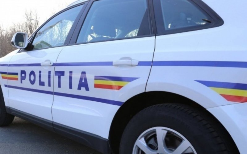Urmărire ca în filme pe un drum din Cluj! Polițiștii au pornit pe urmele unui motociclist care a refuzat să oprească la semnal