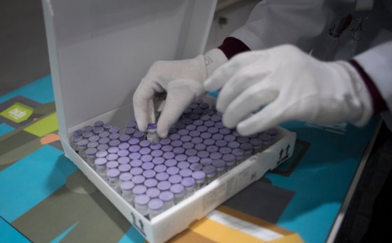 Bilanț vaccinare: 211 reacții adverse și aproape 30.000 de români vaccinați în ultimele 24 de ore