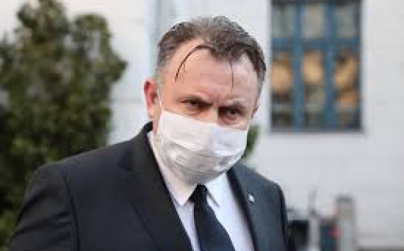 Un fost ministru al Sănătății propune testarea anti-COVId în farmacii