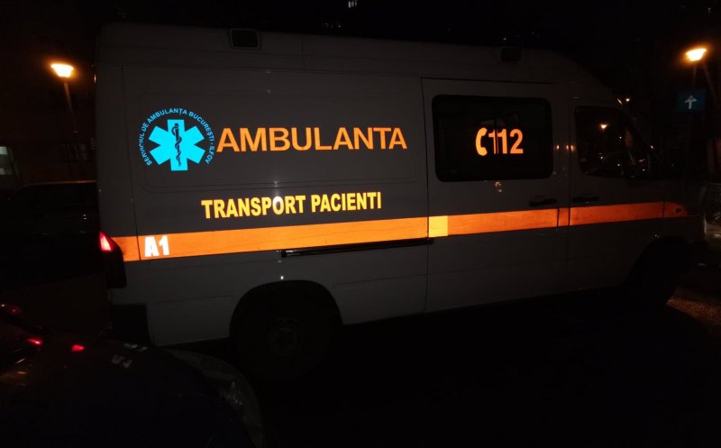 O tânără de 19 ani din Cluj a fost accidentată pe trotuar de o mașină scăpată de sub control