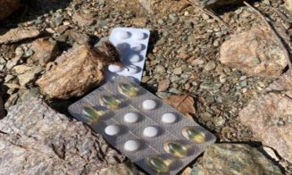 9 saci cu medicamente, adunaţi de la Tarniţa. Nu a fost afectată calitatea apei