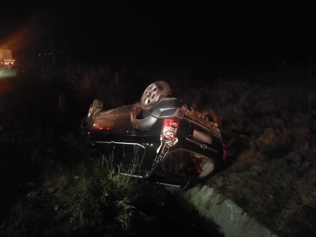 Accident la Cluj pe varianta Vâlcele-Apahida. S-a dat cu maşina peste cap