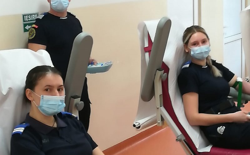 Gest SUPERB! Jandarmii clujeni au donat sânge