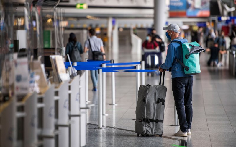 O companie aeriană introduce o aplicație mobilă pentru prezentarea rezultatelor testului COVID