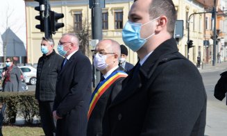 Omagiu la Cluj, cu ocazia Zilei Deținuților Politici Anticomuniști. Boc și noul prefect, umăr lângă umăr