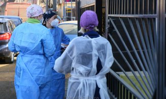 A început vaccinarea la domiciliu în Turda. Câte persoane vor primi serul zilnic