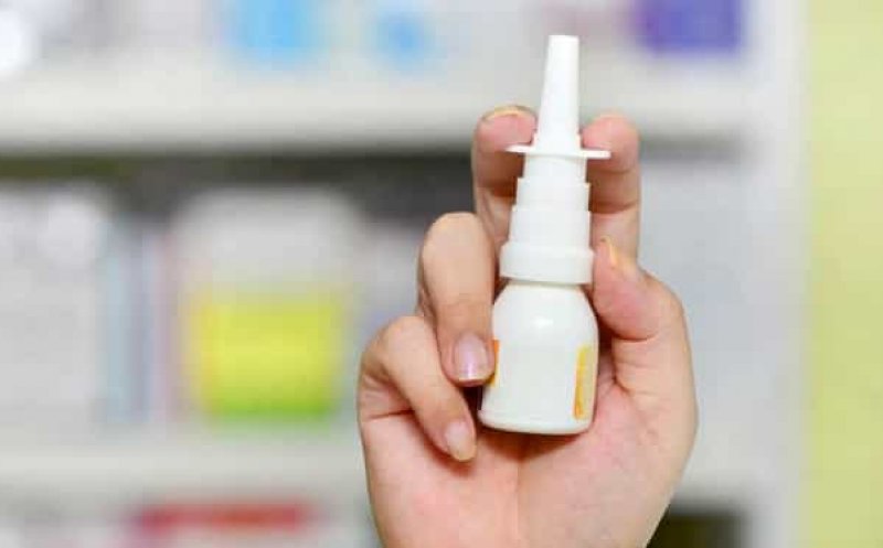Se pregătește un vaccin împotriva COVID sub formă de spray nazal