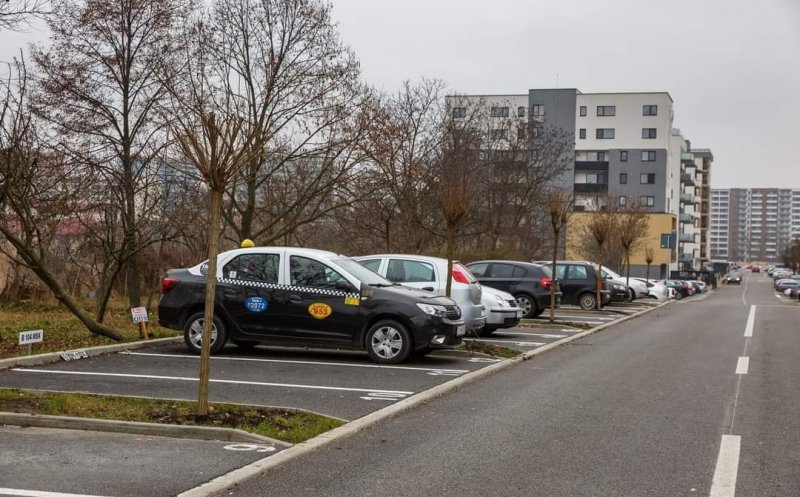 Propunere pentru parcările din cartiere: share la loc şi reducere pentru proprietar la parcările din centru