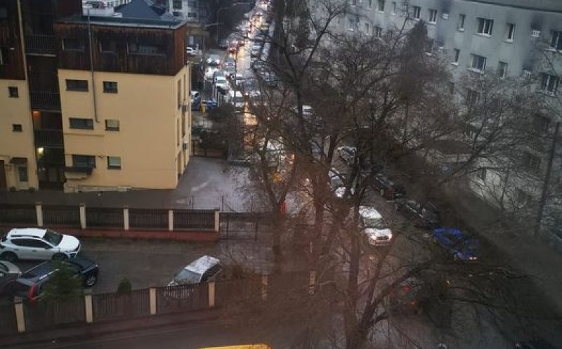 Ce facem cu traficul din Grigorescu? „Flux de masini zilnic (cca 2,5 h/zi seara, idem dimineata) care merg spre Floresti
