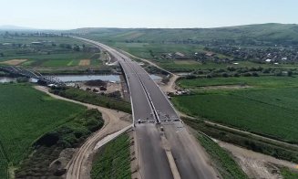 Cum arată dezastrul de pe autostrada Cluj - Mureș