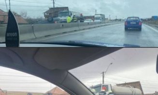 Mașină cu roțile-n sus pe Cluj - Turda