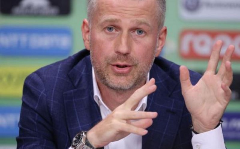 Iordănescu, război cu  Becali: "Am văzut că are o listă cu arbitrii pe care nu-i dorește, aș vrea să văd dacă are și o listă cu arbitrii pe care îi dorește"