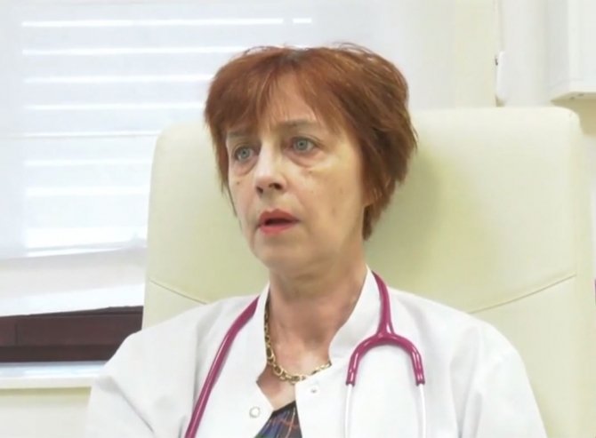 Răzvan Cherecheş, despre "Fenomenul Flavia Groșan": "Colegiul Medicilor trebuie să le ridice dreptul de liberă practică celor care distribuie informații false"