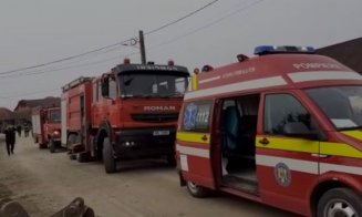 Cluj: Tânăr prins sub un mal de pământ. A fost solicitat elicopterul SMURD