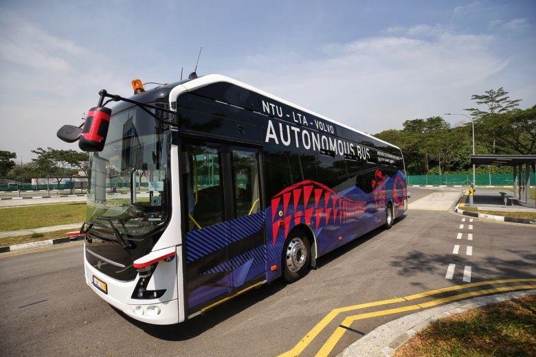 Două autobuze fără şofer pe străzile din Cluj-Napoca. Vor fi cumpărate anul acesta. Cele cu hidrogen mai aşteaptă