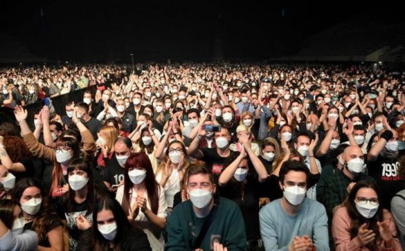 Experiment pre-UNTOLD? Cum a decurs un concert cu mii de persoane, organizat pentru a testa măsurile sanitare