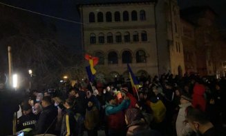 Val de proteste în mai multe orașe din țară față de noile restricții impuse de Guvern