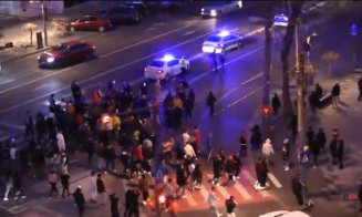 Val de proteste în mai multe orașe din țară față de noile restricții impuse de Guvern