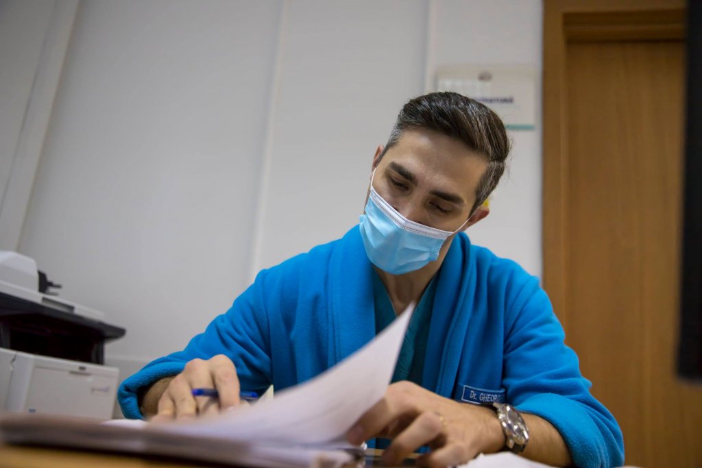 Ce se întâmplă cu AstraZeneca în România? Explicațiile medicului Valeriu Gheorghiță