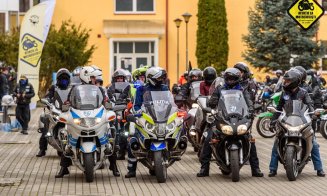 Spectacol motoristic pe străzile Clujului. Au rulat "cot la cot" cu polițiștii