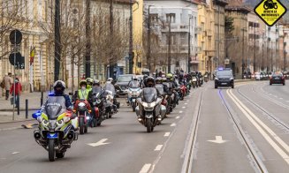 Spectacol motoristic pe străzile Clujului. Au rulat "cot la cot" cu polițiștii