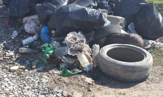 Dezastru în Dâmbu Rotund. Asistanții sociali au adunat munți de gunoaie
